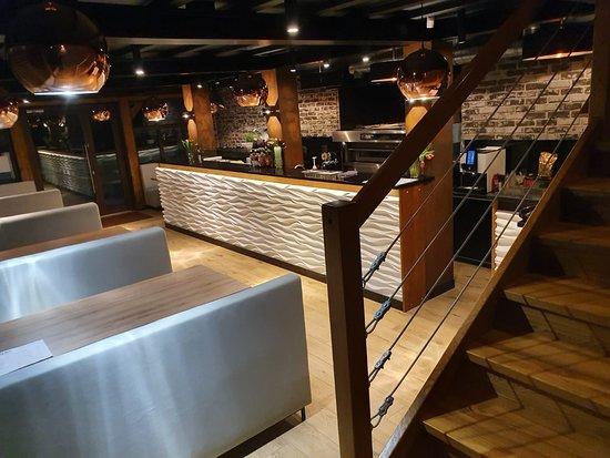 Pizzeria La Cosa Nostra